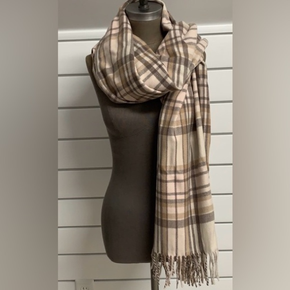 Banana Republic Plaid Fringe Scarf Shawl Wrap Beige Tan 33x80 NWOT